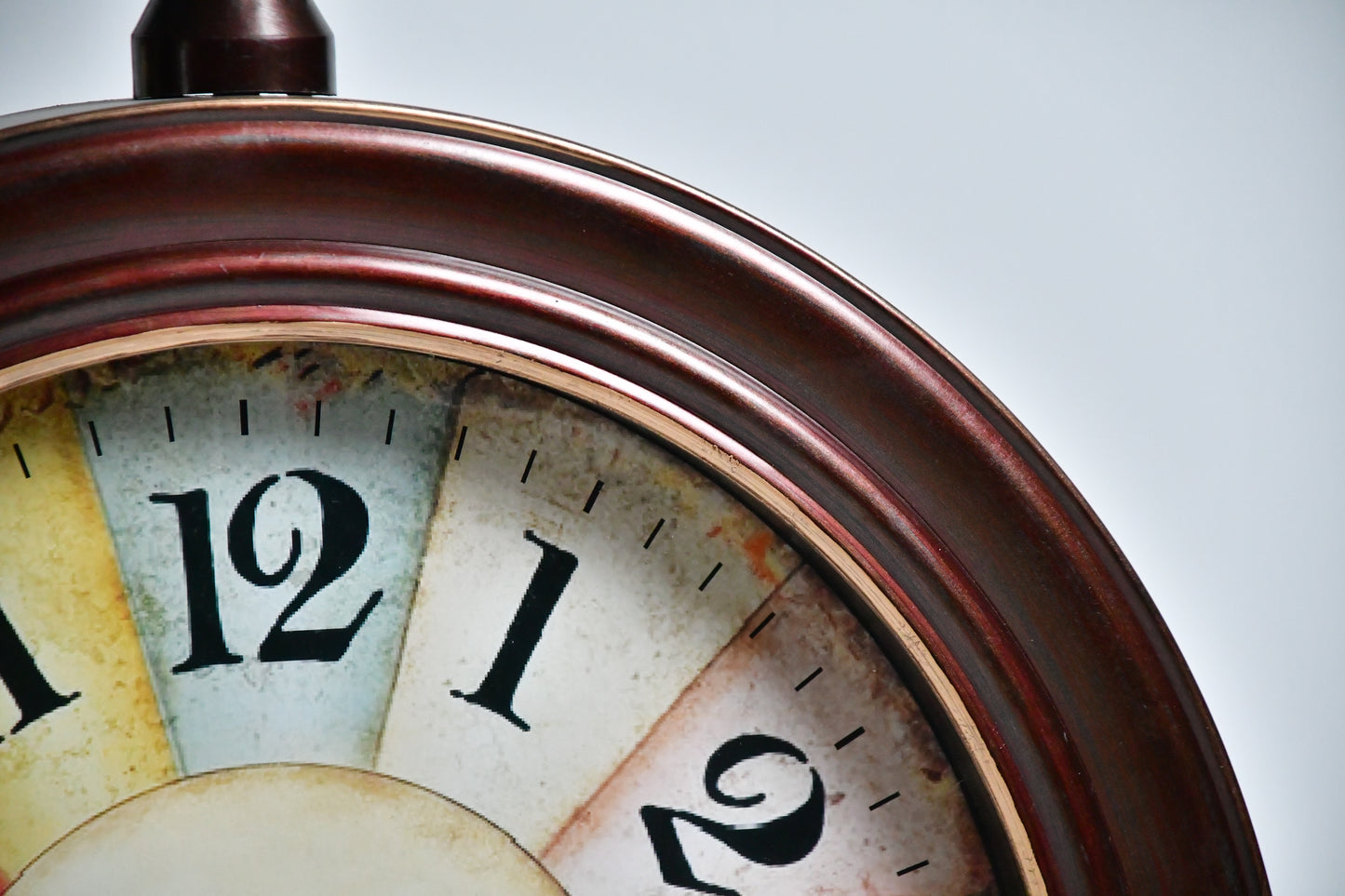 Reloj plástico de pared