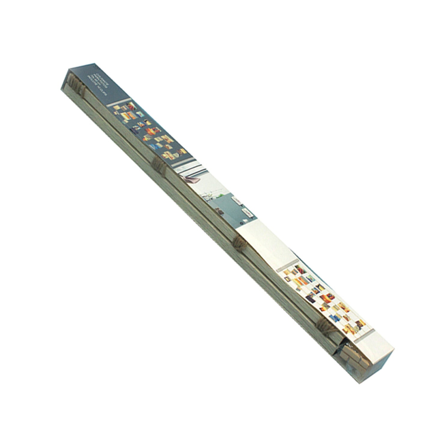 Adorno con madera y soga con pinzas para fotos