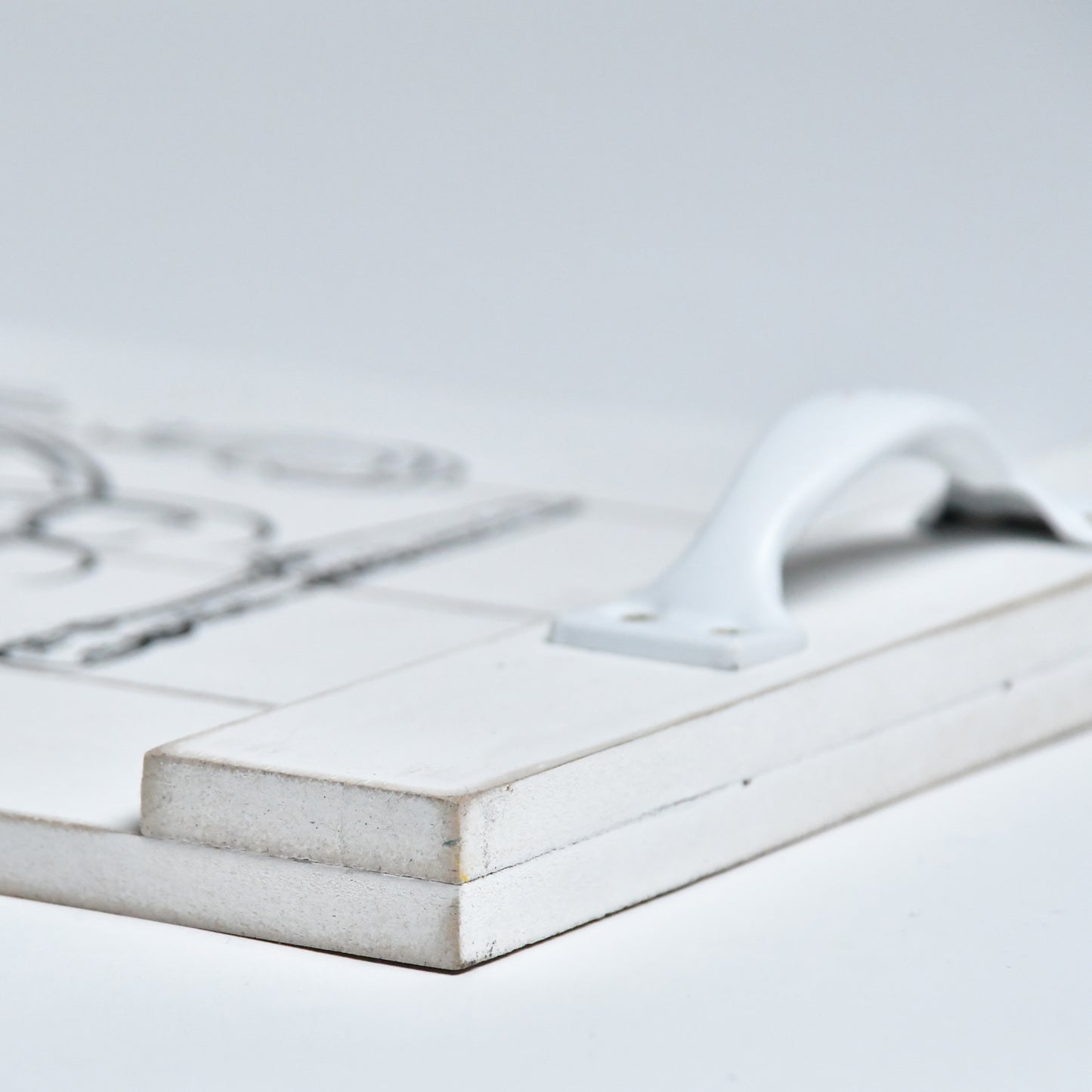 Bandeja madera con Agarraderas metálicas