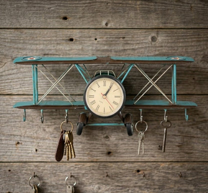 Reloj de pared con ganchos