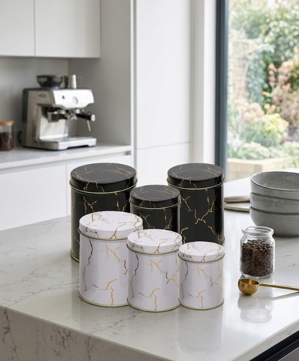 Set de 3 latas metálicas 11-13-14 cm.