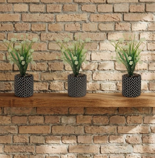 Plantita artificial con maceta aprox. 28 cm.