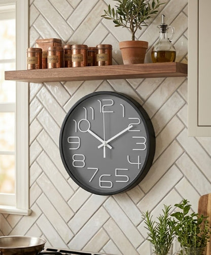 Reloj plástico de pared 30 cm.