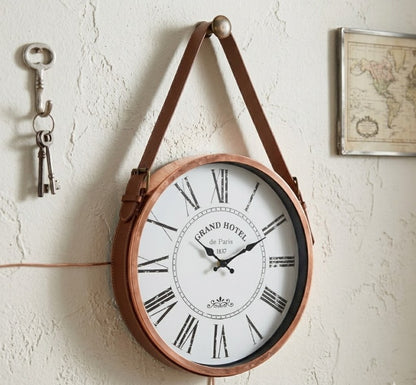 Reloj de pared con correa 38 cm.